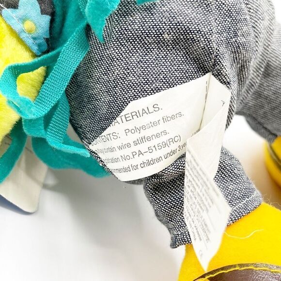 Looney Tunes Woodstock Tweedy Bird stuffed toy NWT - Picture 4 of 6